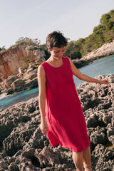 Norah loose linen dress in Viva Magenta