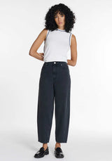 Jemma Denim 黑色水洗牛仔裤