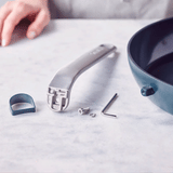 Evolution 松綠色陶瓷易潔煎鍋連保護墊 28cm