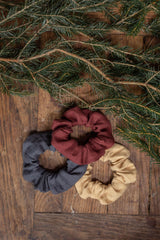 Linen scrunchies