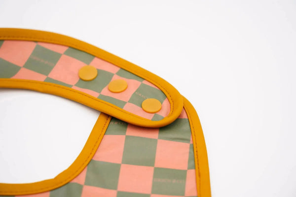 SUSTAINABLE BABY BIB - CHECKS