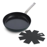 Evolution 松綠色陶瓷易潔煎鍋連保護墊 28cm