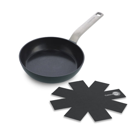 Evolution 松綠色陶瓷易潔煎鍋連保護墊 20cm