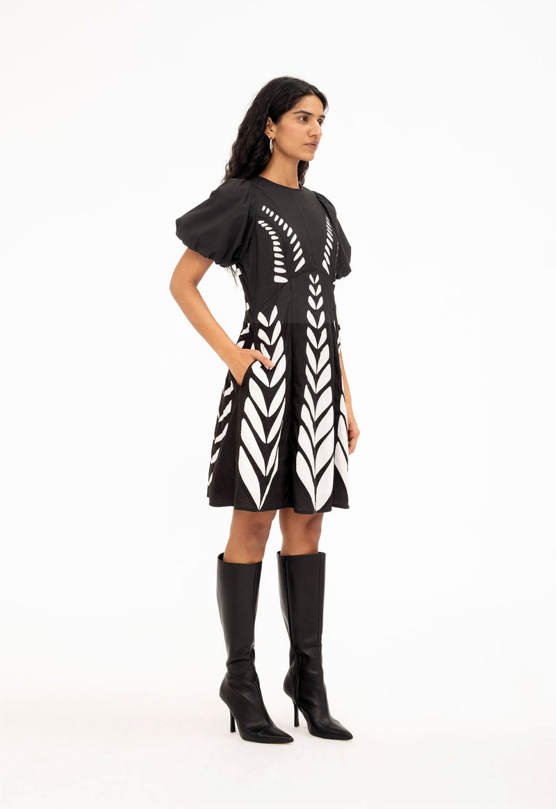 Dress Gracia Dress Black-White