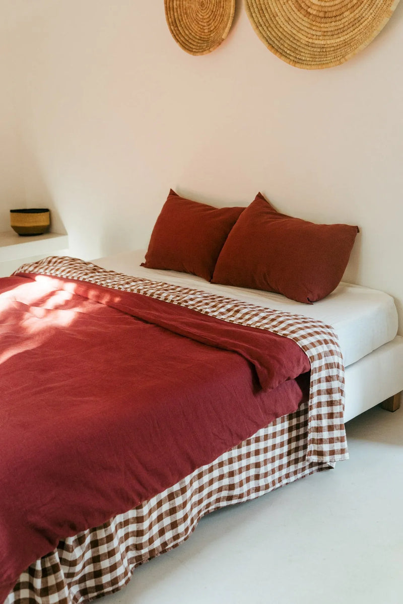 Linen bedding set in Terracotta