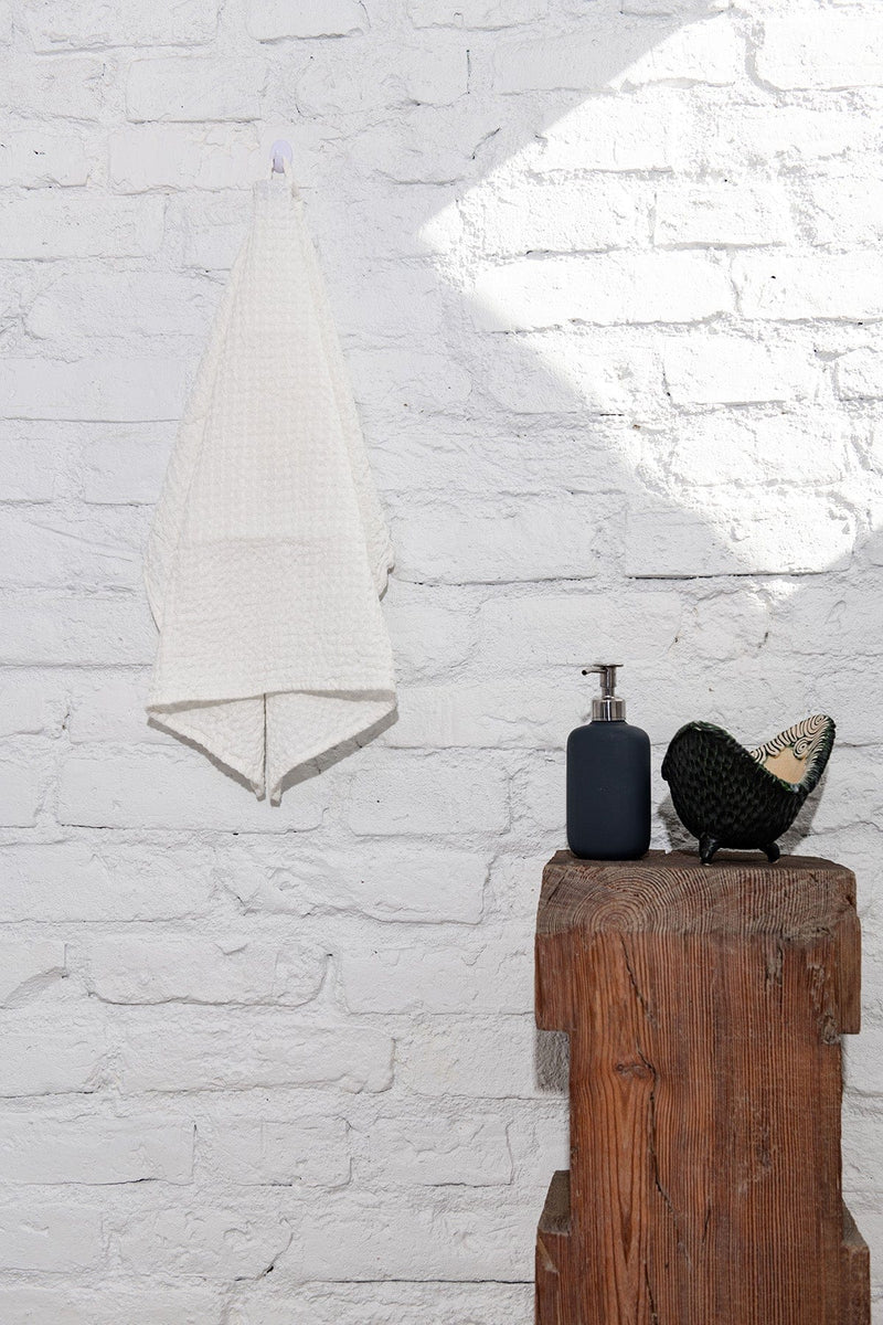 Waffle linen hand towel