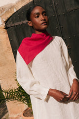 Linen scarf in Viva Magenta