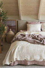 Linen bedding set in White