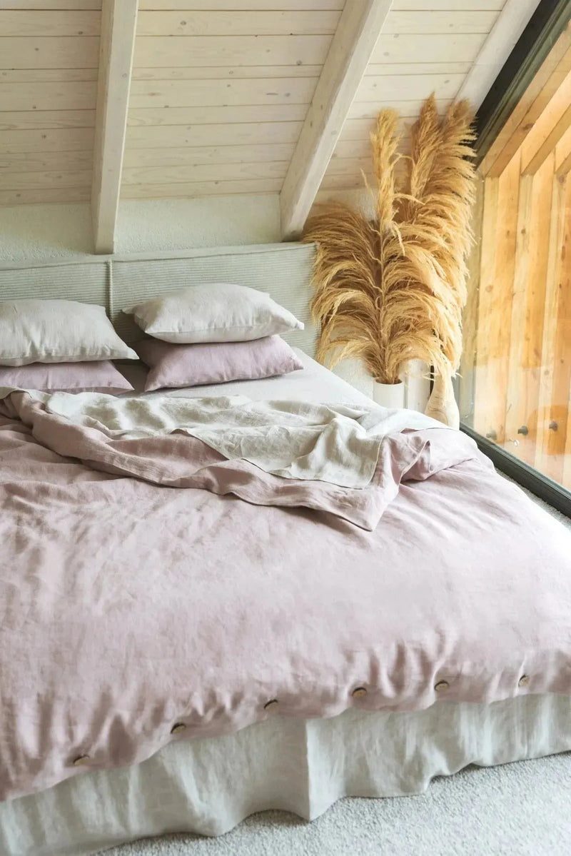 Linen bedding set in Dusty Rose