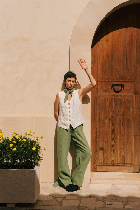 Greta linen vest in White