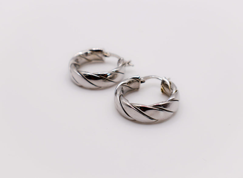 Italian Twirl Sterling Silver Hoop Earrings – Elegant Twisted Design