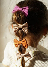 Girl hair ties that come in oat & aster at MiliMilu Lifestyle. These girl hair ties are the best gift for girls for birthdays and Christmas stocking fillers.