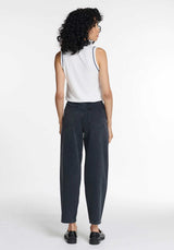 Jemma Denim 黑色水洗牛仔裤