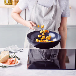 Evolution 黑色陶瓷易潔炒鍋 28cm/3.6L