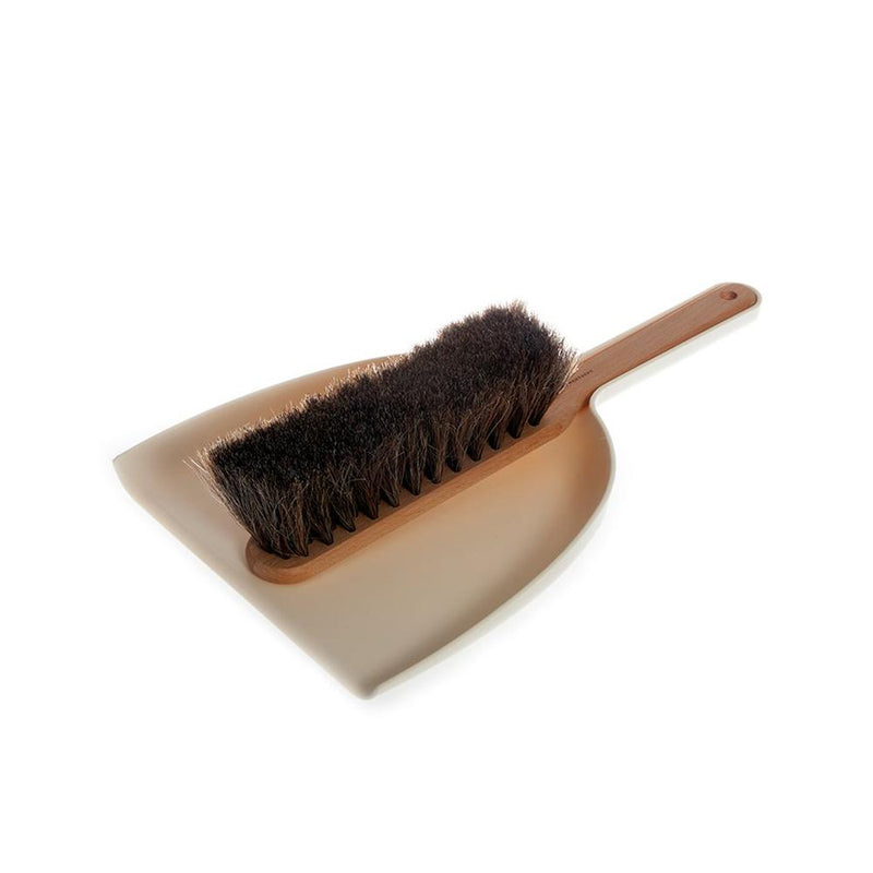 Iris Hantverk - Dustpan & Brush Set (Beech, Horse hair)